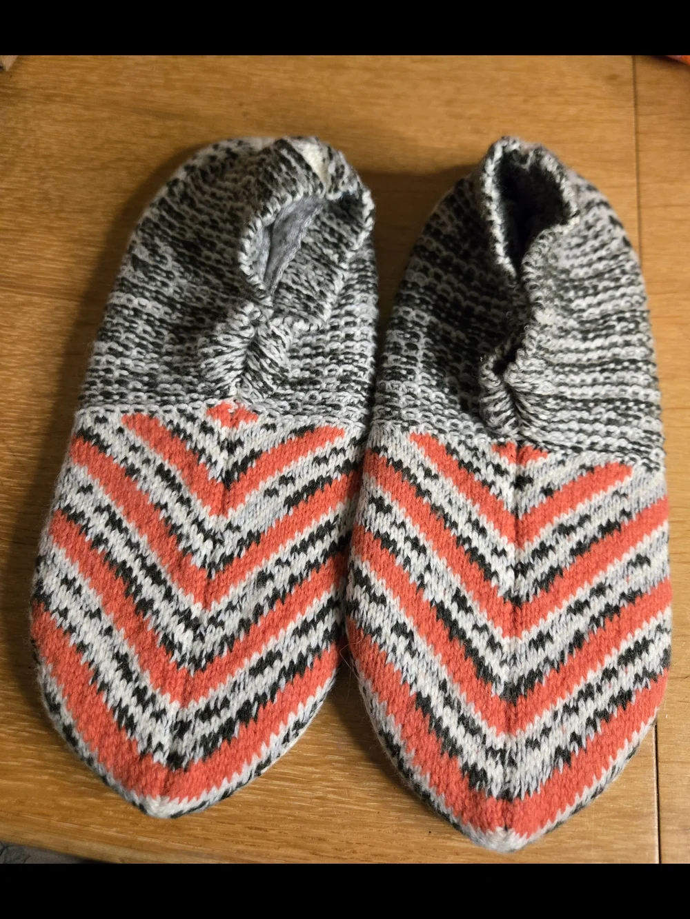 Bombas gripper slippers